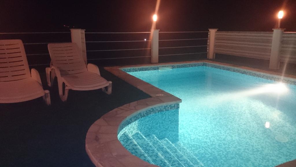 Apartments Plavcic โพลมิน ภายนอก รูปภาพ