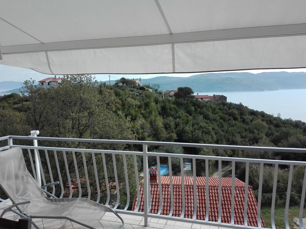 Apartments Plavcic โพลมิน ภายนอก รูปภาพ